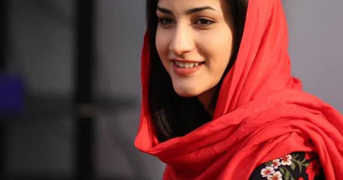 لنډه کیسه:  ټکر