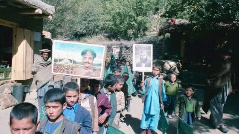 تجربیات سیاسی سیاه