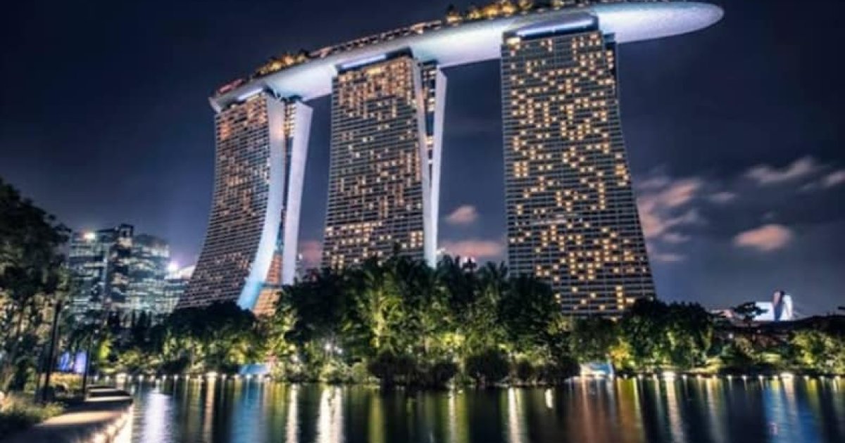 پرېوتی سينګاپور چا په پښو ودراوه ؟