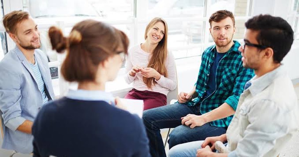 د خبرو پر مهال کومو ټکو ته پام وکړو؟