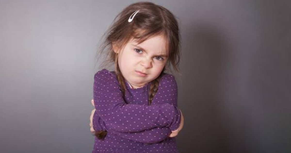 څنګه پوه شو، چې يو کس مونږ سره کينه لري؟