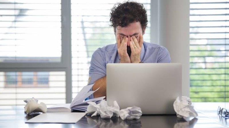 د ناکامو خلکو ځانګړنې