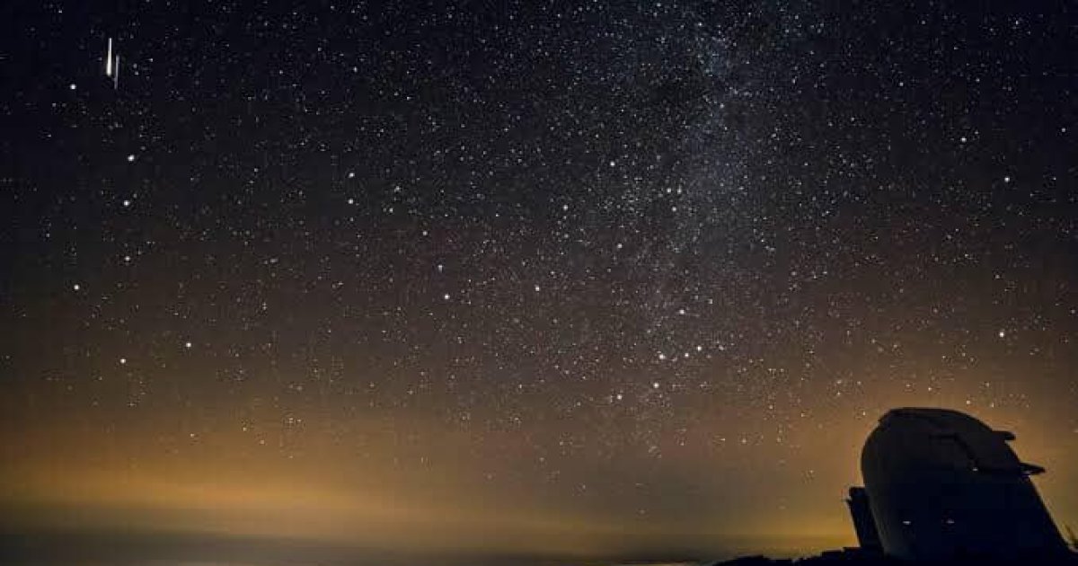 آیا داسې ستوري شته چې هیڅکله نه لویږي؟