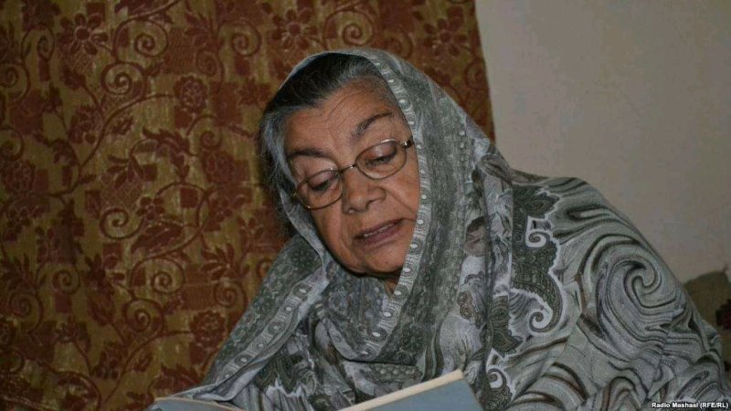 د زیتون بانو لنډ ژوندلیک