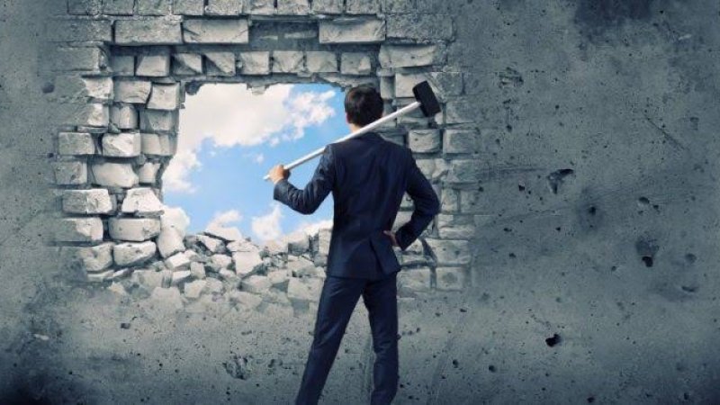 له ماتې وروسته د بریا لټون څنګه وکړو؟