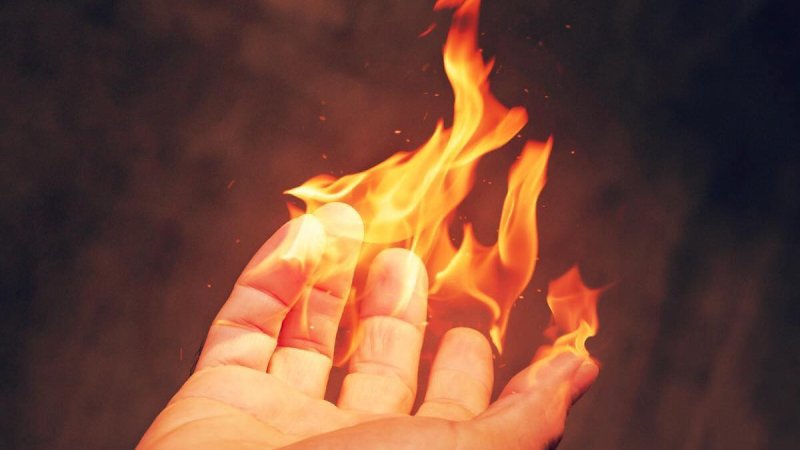 د سوځیدو درملنې لپاره اسانه کورنۍ نسخې