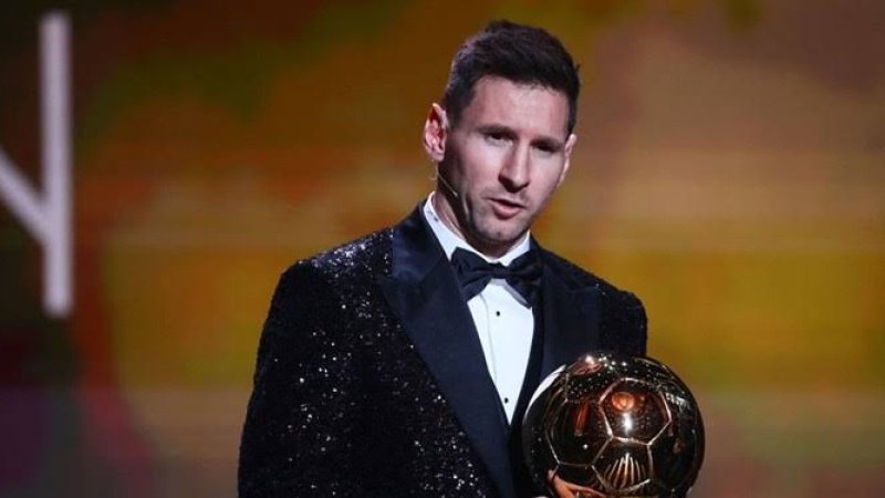 د لیونل میسي لنډ ژوندلیک