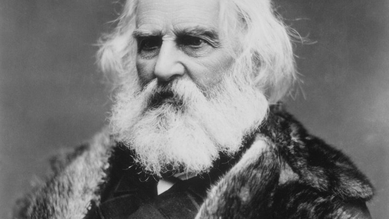 لانګ فیلو وپېژنئ!