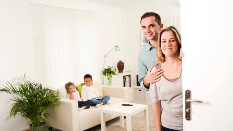 هغه نزاکتونه چې مېلمه باید پام ورته وکړي!